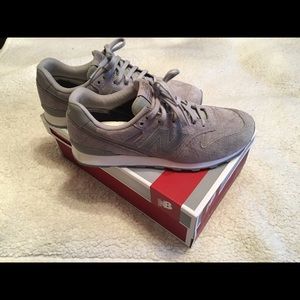 New Balance Retro 696 Suede women’s 7